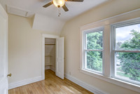 11 - Upper Level Bedroom - 2-1