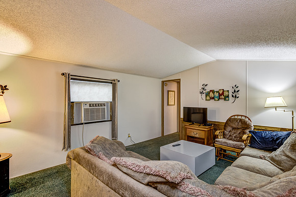 02 - Living Room-2