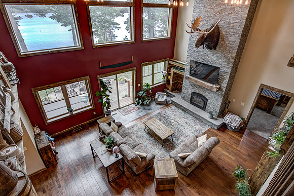 02 - Living Room-8