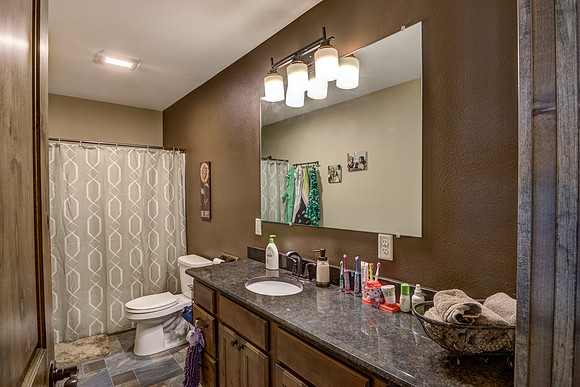 12b - Bathroom-2