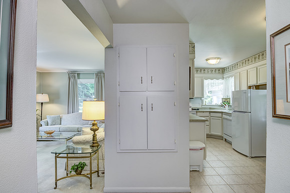 03 - Kitchen-7
