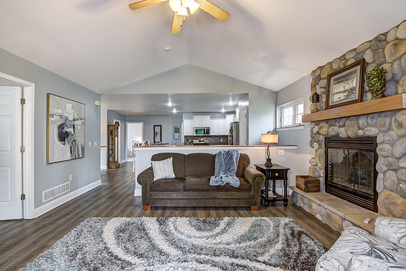 02 - Living Room-3
