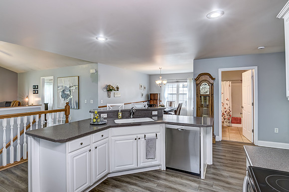 03 - Kitchen-09