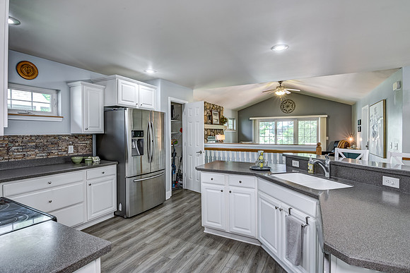 03 - Kitchen-06