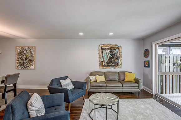 02 - Living Room-3