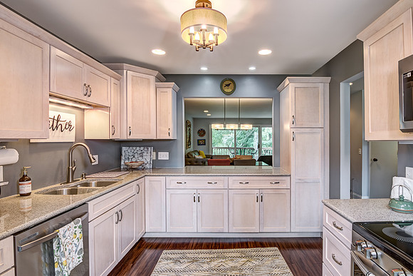 03 - Kitchen-4