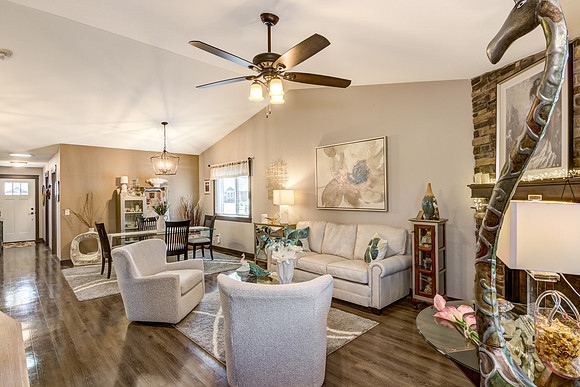 02 - Living Room-3