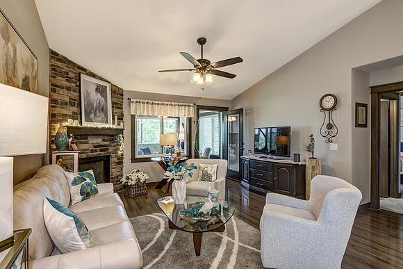 02 - Living Room-1