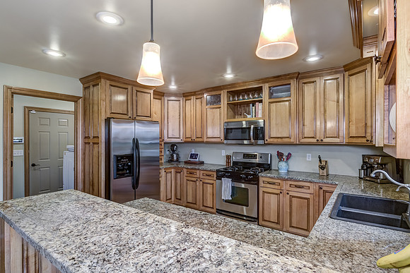 03 - Kitchen-4