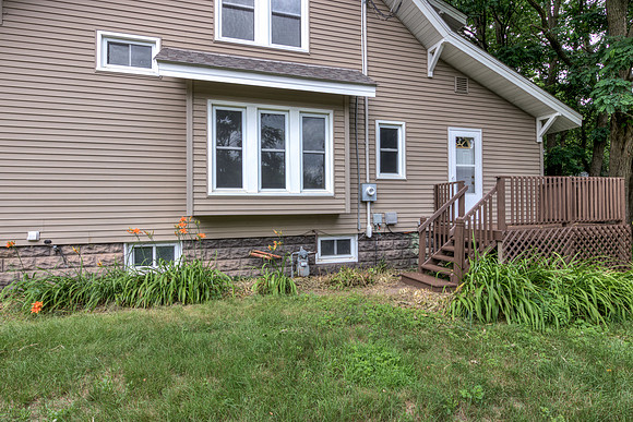20 - Exterior-3