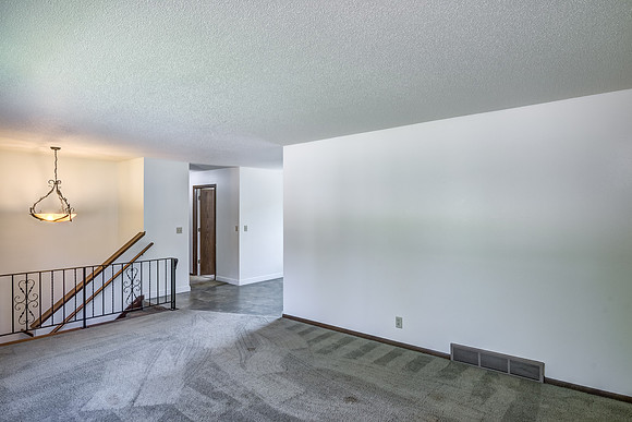 02 - Living Room-4