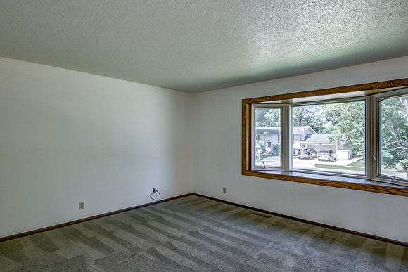 02 - Living Room-2