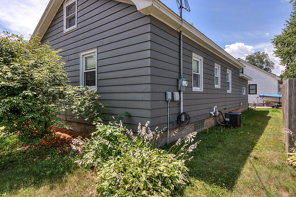 19 - Backyard-1