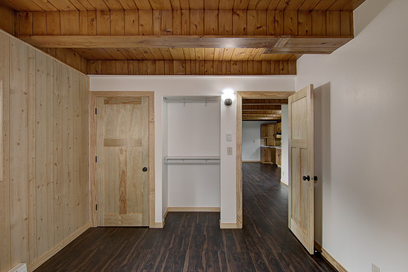 10 - Main Level Bedroom - 1-2