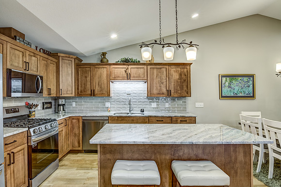 03 - Kitchen-5