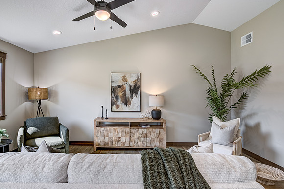 02 - Living Room-4