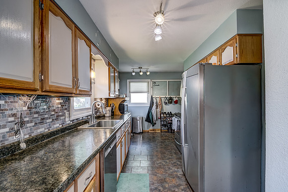 03 - Kitchen-3