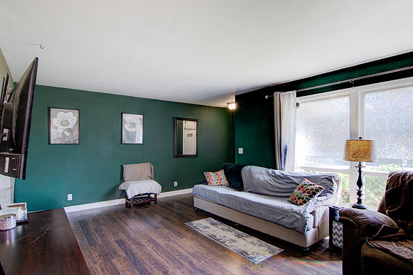 02 - Living Room-3