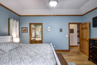 06 - Primary Bedroom-2
