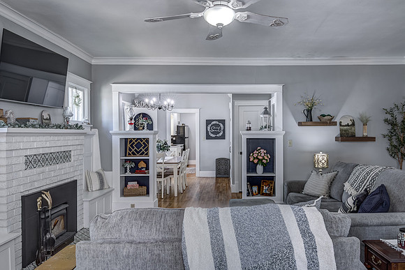 02 - Living Room-4