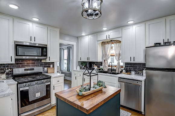 03 - Kitchen-3