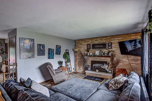 02 - Living Room-2