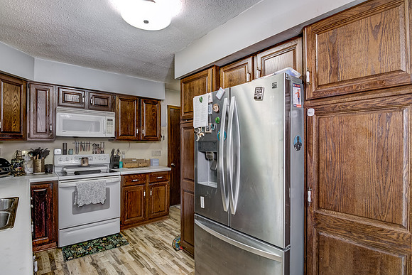 03 - Kitchen-3