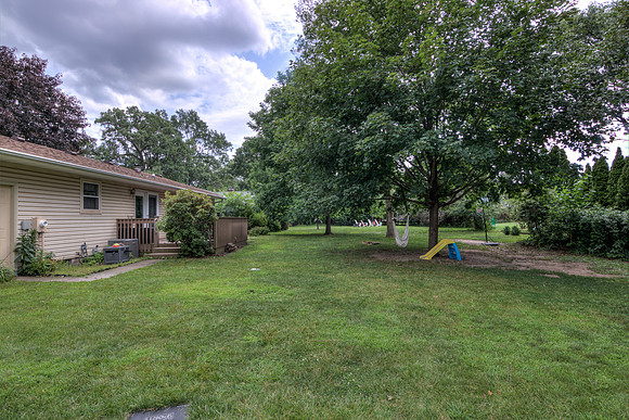 19 - Backyard-8