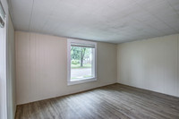 02 - Living Room-3