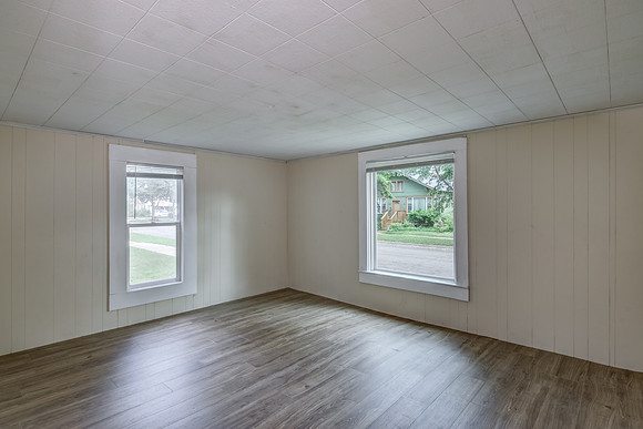 02 - Living Room-1