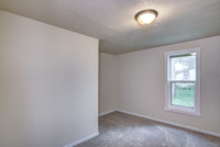 10 - Main Level Bedroom - 1-1
