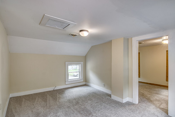 11 - Upper Level Bedroom - 2-1