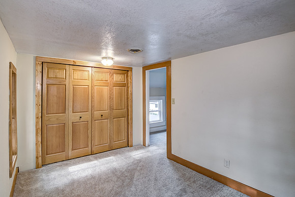 11 - Upper Level Bedroom - 2-4