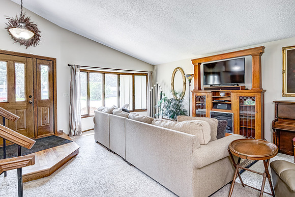 02 - Living Room-2