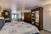 06 - Primary Bedroom-3