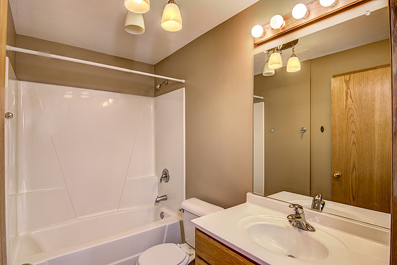 12b - Bathroom-2