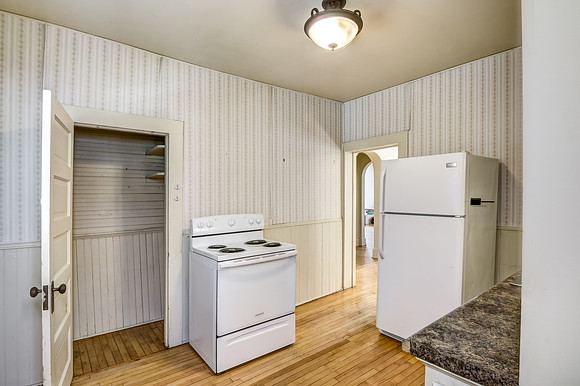 03 - Kitchen-3