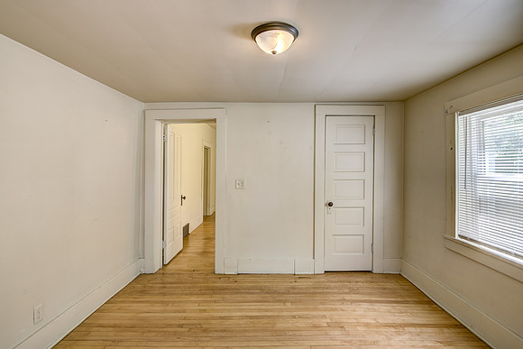 10 - Main Level Bedroom - 1-2