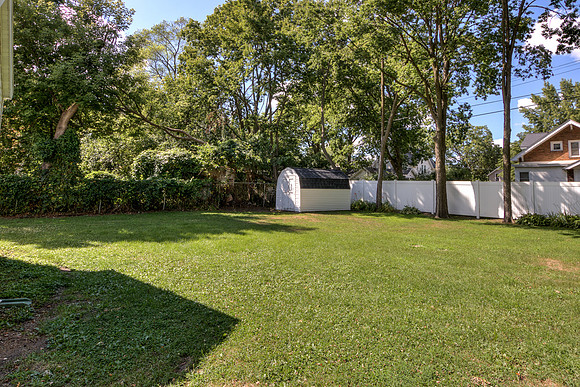 19 - Backyard-5