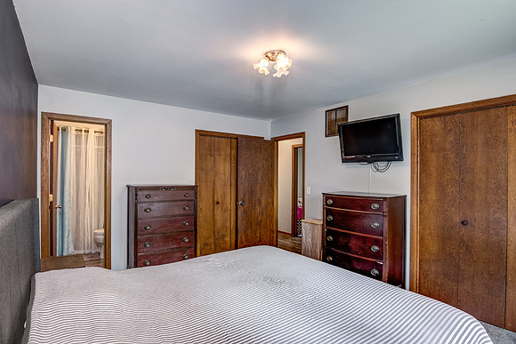 06 - Primary Bedroom-2