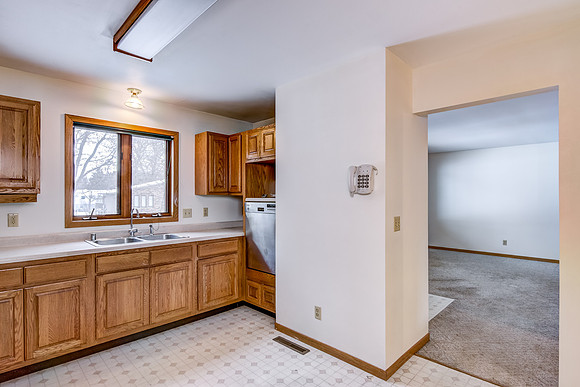 03 - Kitchen-2