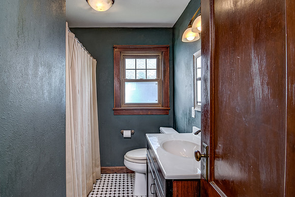 12b - Bathroom-1