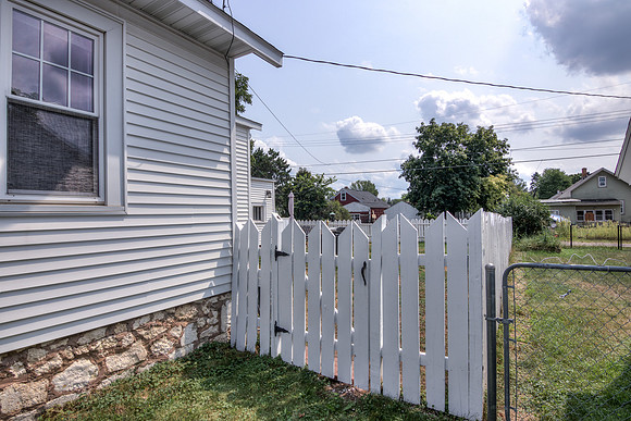 19 - Backyard-7