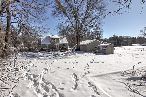 19 - Backyard-06