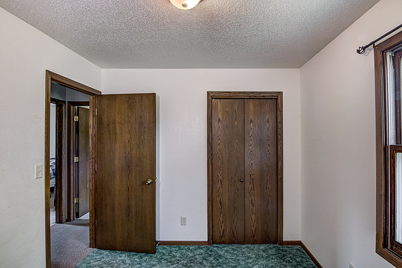 10 - Main Level Bedroom - 3-2