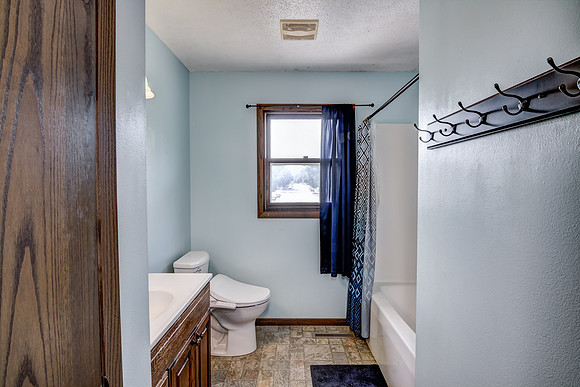 12b - Bathroom-1