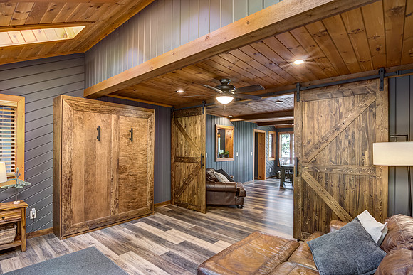 05 - Family Room-4