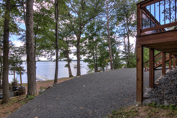 19 - Backyard-14