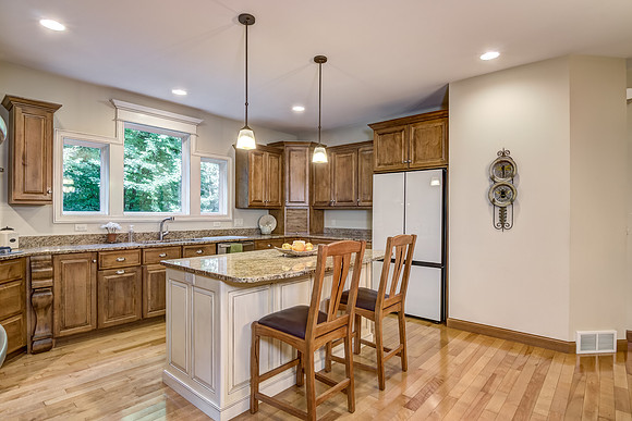 03 - Kitchen-3