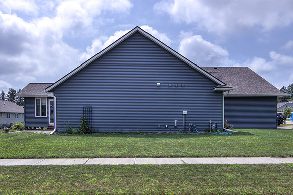 20 - Exterior-3